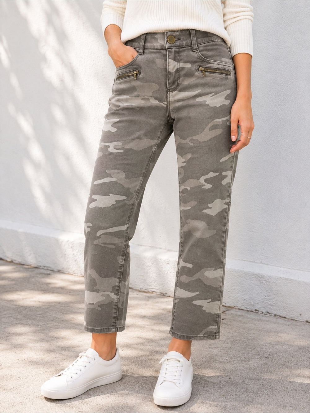 Democracy Ab Technology Gray Camo Crop Pants Zip Pocket Stretch 10